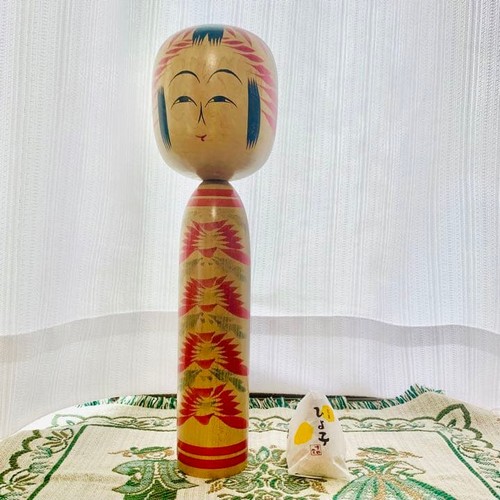 Togatta kokeshi con - 30,