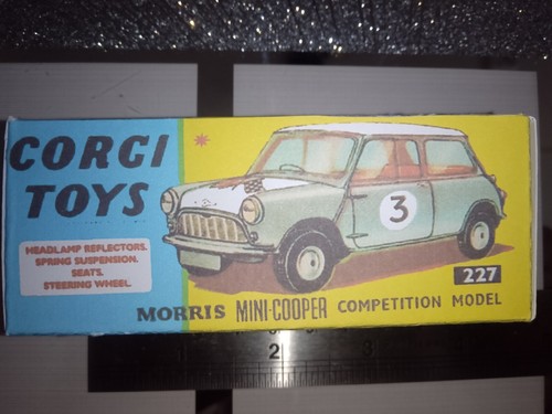 Corgi 227 mini - 227, cooper