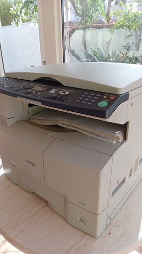Stampante fotocopiatrice - /,