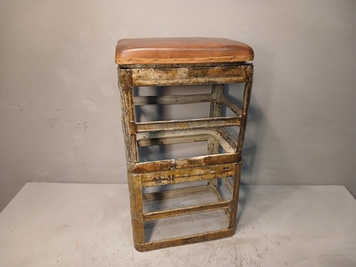 Sgabello design metallo con - sgabello,