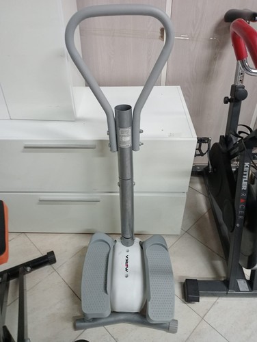 Stepper con manubrio - con,