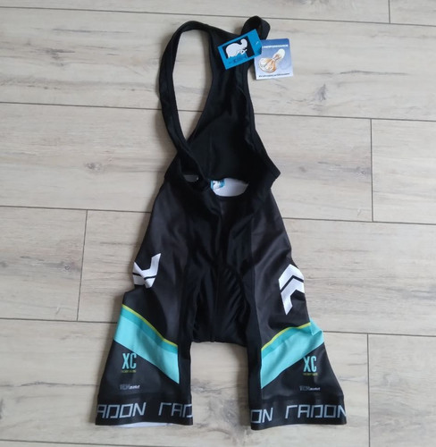 Pantaloncini pettorina