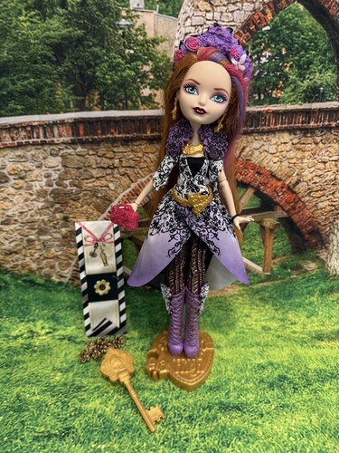 Ever after high holly - high,