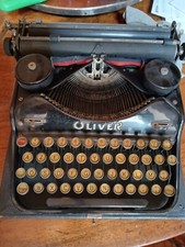 MACCHINA DA SCRIVERE OLIVER Matricola 1072