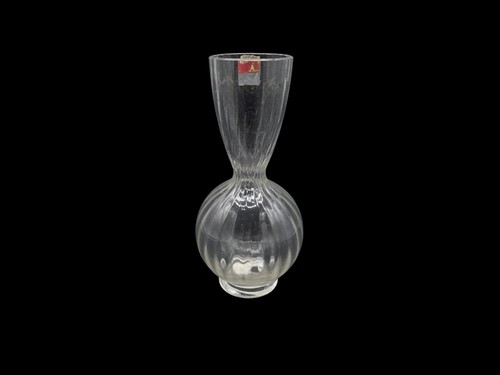 Vaso clessidra scanalato