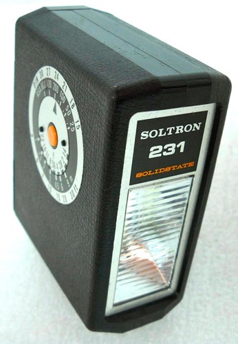 Flash photax soltron 231 - flash,