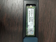 Samsung PM981 SSD 256GB •