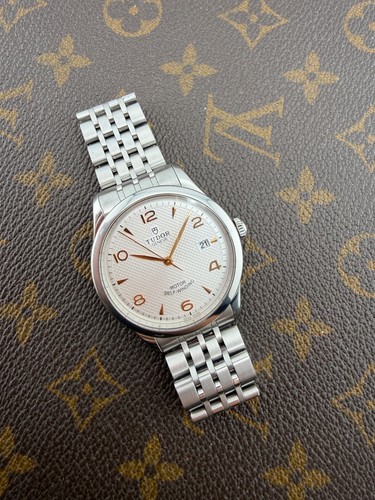 Tudor 1926 automatic white - tudor,