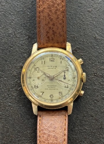 Ancienne montre chronographe - ancienne,