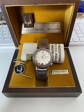 Vintage Bulova Accutron 2182