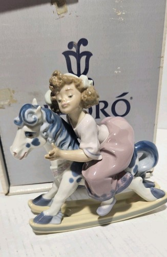 Lladro 5769 faithful steed - lladro, steed"