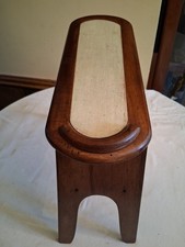 SGABELLO LUSTRA SCARPE IN FAGGIO RESTAURATO (VEDI FOTO)    