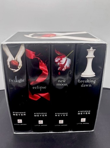Twilight saga collection box - twilight,
