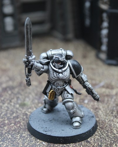 Space marines campione - space,