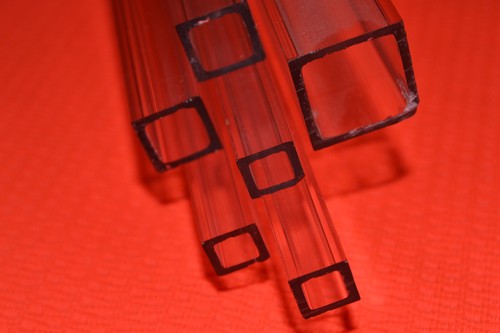Tubo quadrato plexiglass - in,