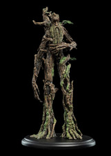 The Lord of the Rings Statue
