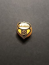 Pins Pin Badge Spilla distintivo calcio skyline B oro nero