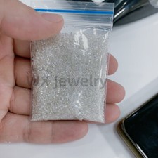 Piccola pietra moissanite