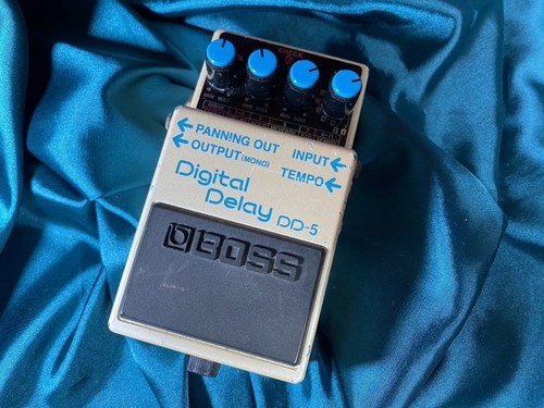 Boss digital delay - /, dd-5
