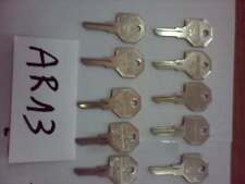 Lotto stock pezzi 7 CHIAVI