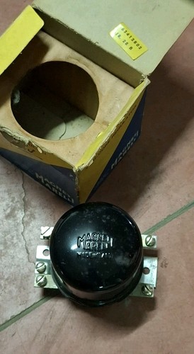 Regolatore tensione magneti - regolatore,