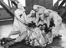 Photo originale Carole Laure Sami Frey Sweet Movie Dusan Makavejev religieuse