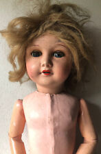 Antica bambola -  giocattolo