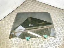 Nissan Juke I F15 2011 lunotto posteriore sinistro porta posteriore 43R006723