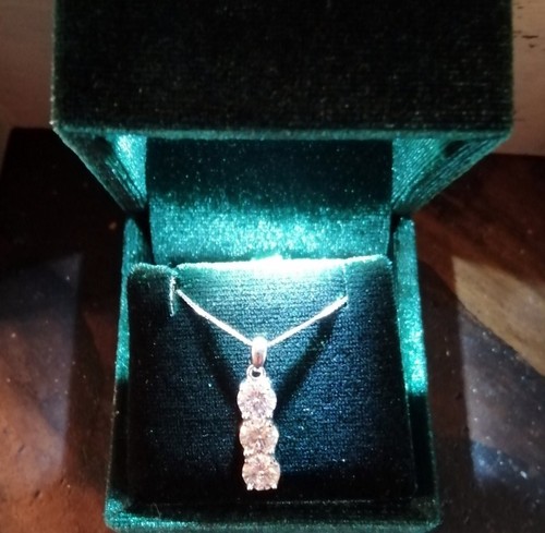Collana trilogy in - ct.,