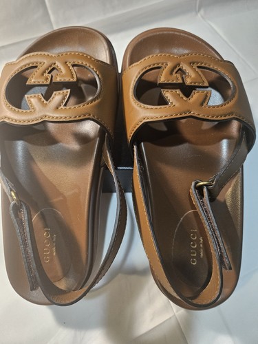 Gucci leather sandal - gucci,
