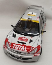 Modellino auto Autoart Peugeot