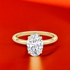 Anello di fidanzamento in oro