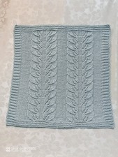 Coperta neonati in lana lavorata a maglia. Coperta carrozzina/culla.