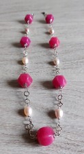 COLLANA DONNA PIETRE DURE GIROCOLLO IN AGATA FUCSIA E PERLE D'ACQUA DOLCE