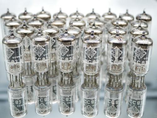 Nuovo ecc82 telefunken - 1x,