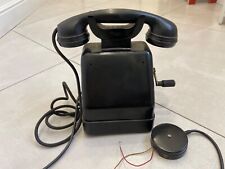 Antico telefono a manovella anni 40