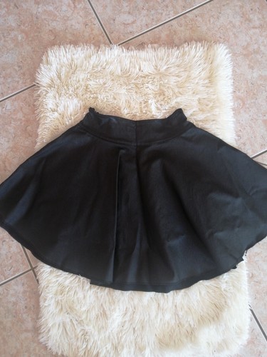 Gonna ecopelle con balze - gonna,