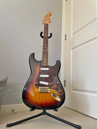 Fender deluxe players - deluxe,