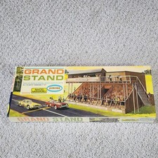 Slot car vintage Aurora GRAND