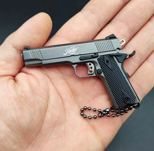 Gun pistol keychain keyring - gun,