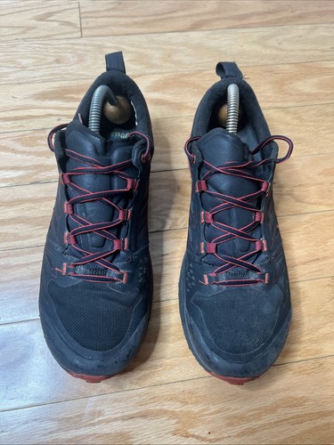 165 sportiva jackal mens - $165,