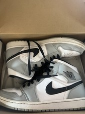 Nike Air Jordan 1 Mid Light