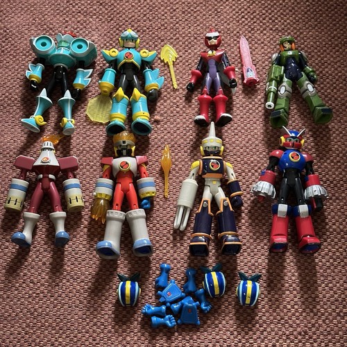 Lotto figurine bandai - 8,