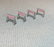 4 Cavalletti stradali in scala