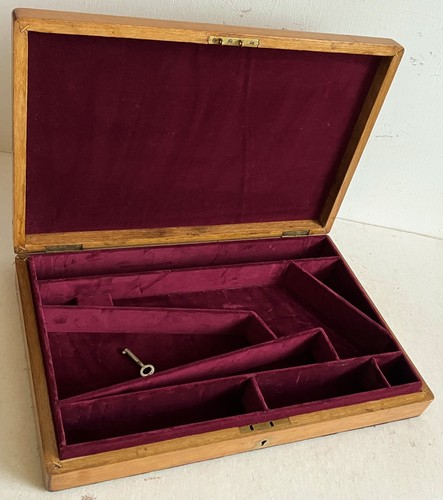 Antique oak case - case, a