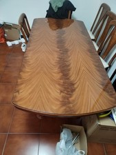 tavolo e sedie sala da pranzo