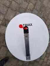 Parabola satellitare OVALE 70X62 cm Triax con supporto