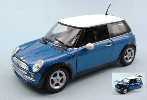 Modellino auto scala - auto, 1:18