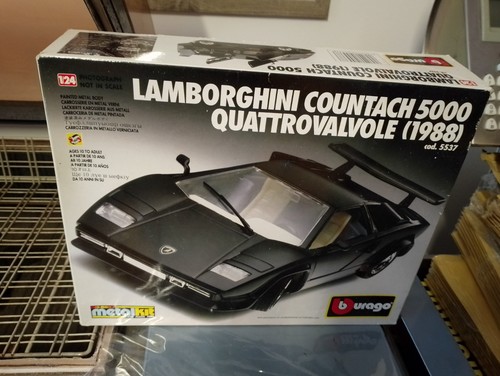 Burago 24 lamborghini - 1:24,