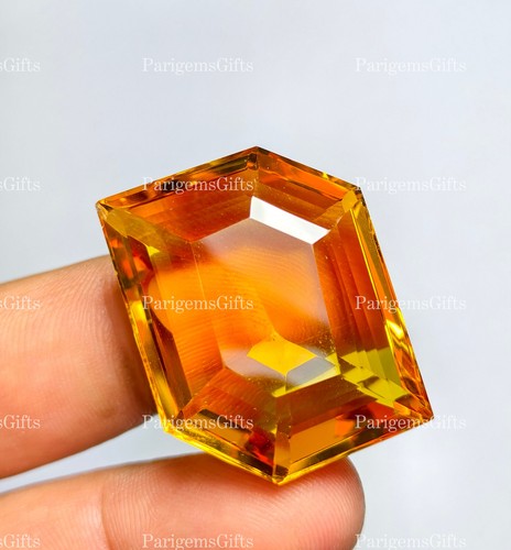 Pietra preziosa sciolta